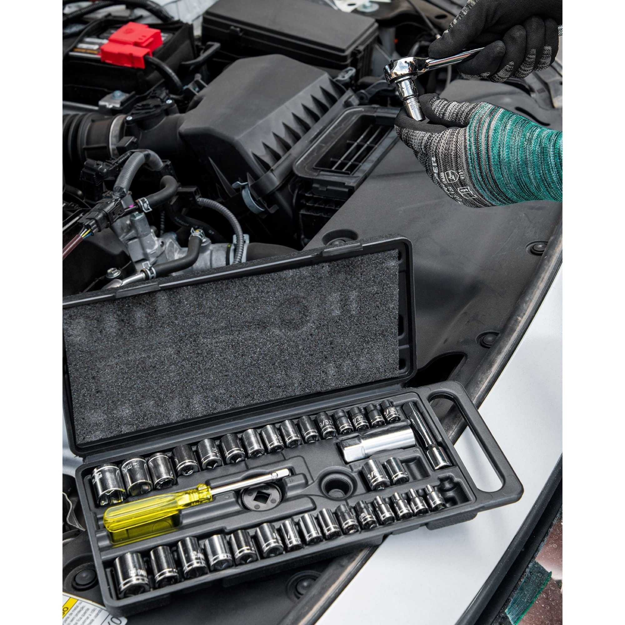 Juego De Copas Y Ratchet 39 Piezas Cuadrante 1/4" Y 3/8" - Imagen 4